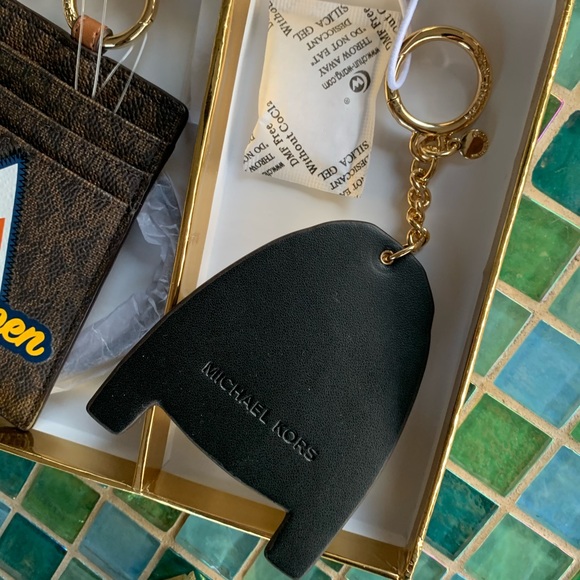 New MK gift set 🎁 - Picture 5 of 6